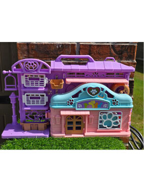 Kid Connection Vet Clinic Shop Playset One Size Purple and Pink
